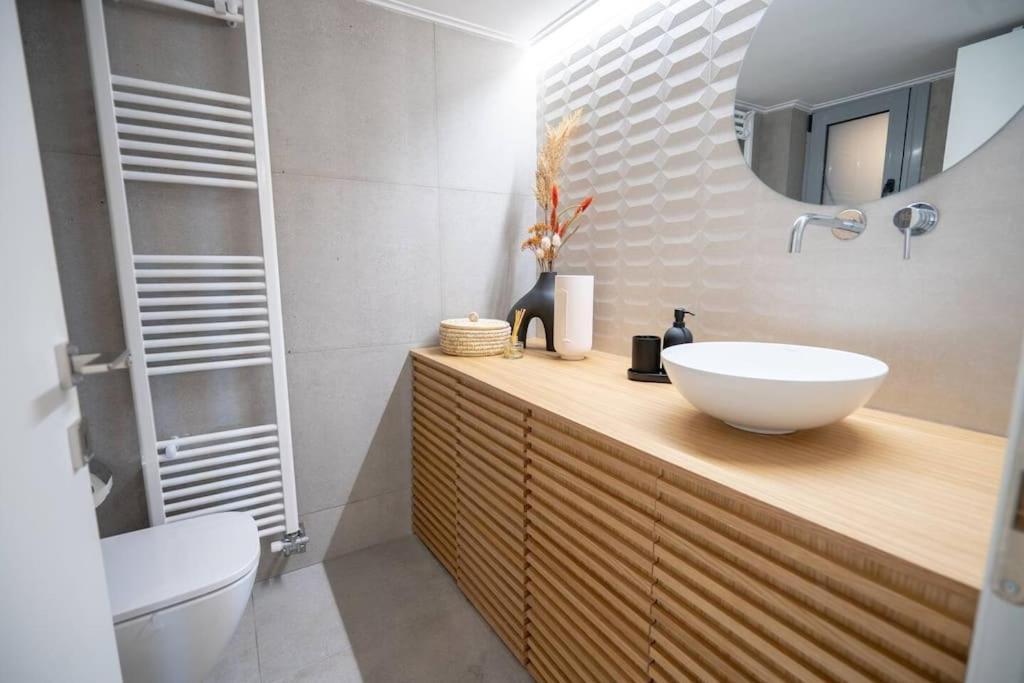 Piraeus Cozy Apartment For 4 Persons Dış mekan fotoğraf